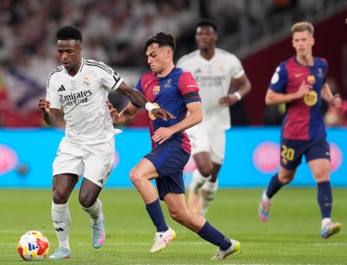 El Clásico: Barcelona e Real Madrid se enfrentam pela 35ª rodada da La Liga neste domingo (11)