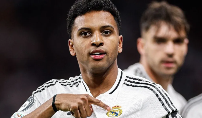 Rodrygo rebate especulações de saída do Real Madrid