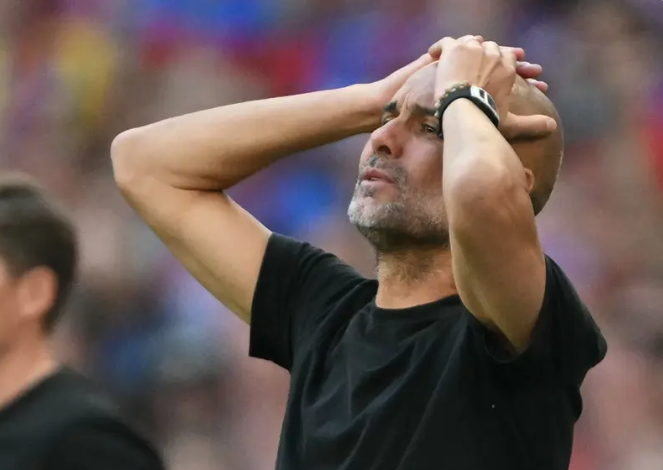 Manchester City encerra a temporada sem títulos