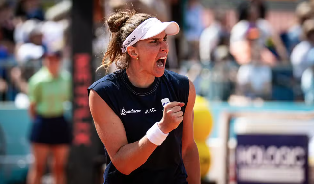 Bia Haddad volta às quartas de um torneio após sete meses