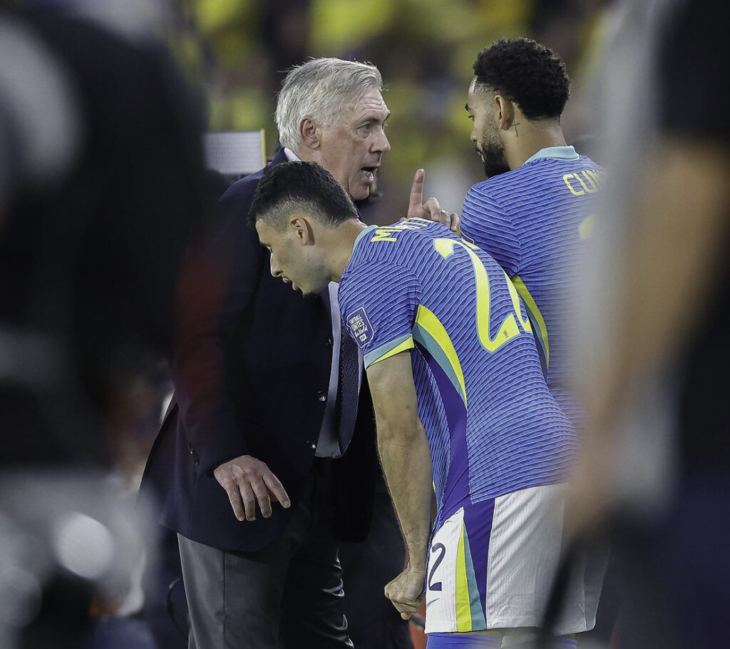 Brasil empata com o Equador em estreia de Ancelotti no comando da seleção