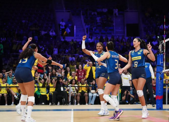 Liga das Nações: Brasil atropela República Tcheca por 3 a sets a 0 na estreia